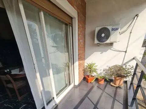 Depto Tipo Casa en Venta al Sureste