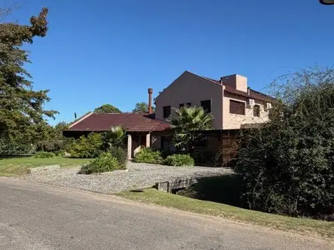 Casa en Venta en Highland Park Country Club, Del Viso