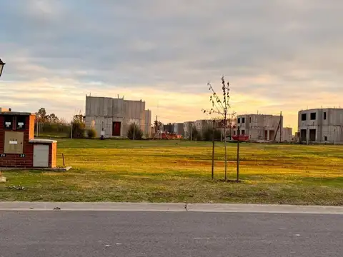 Terreno en Venta 38  mts Fondo