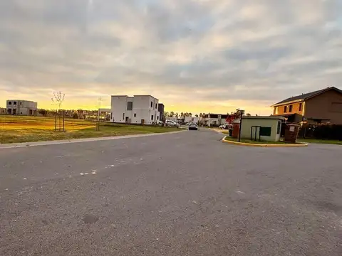 Terreno en Venta 16  mts Frente