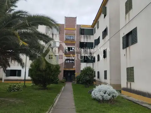 Departamento en venta Barrio El Bosque Zona Sur