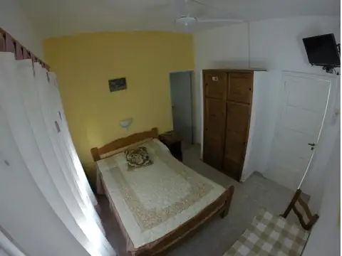 HOTEL EN STA TERESITA, MED. CUADRA DEL MAR HAB. DISPONIBLES