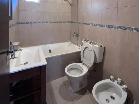 CASA EN ALQUIER