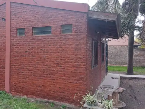 Las Azucenas 2300