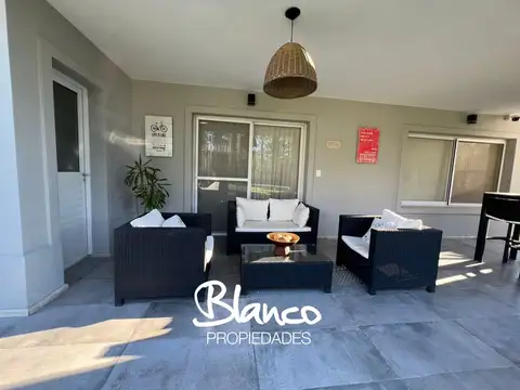 Casa en Venta en Saint Matthews, USD 398.000