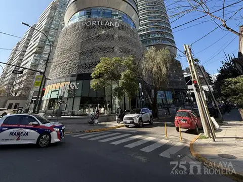 Av. Libertador  al 1600