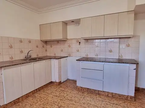 Depto Tipo Casa en Venta con 1 cocheras