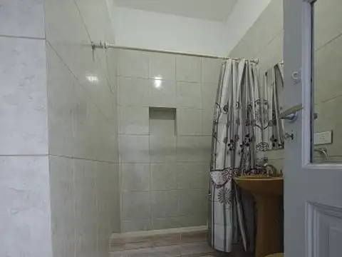 Depto Tipo Casa en Alquiler de 4 ambientes