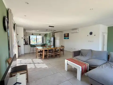 Casa en Venta en Pilar del Este - Santa Elena, USD 245.000