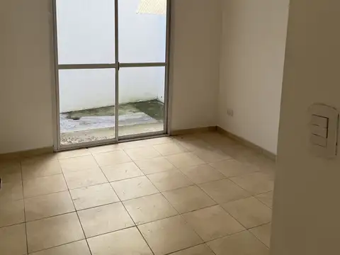 Departamento en Alquiler con 1 cocheras