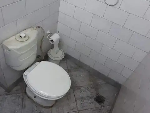 LOCAL EXCELENTE ESTADO, PERMUTA