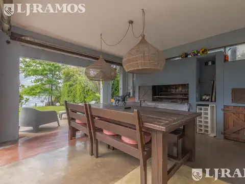 Casa en Alquiler Temporal con 2 cocheras