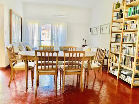 Depto Tipo Casa en Alquiler 40 años