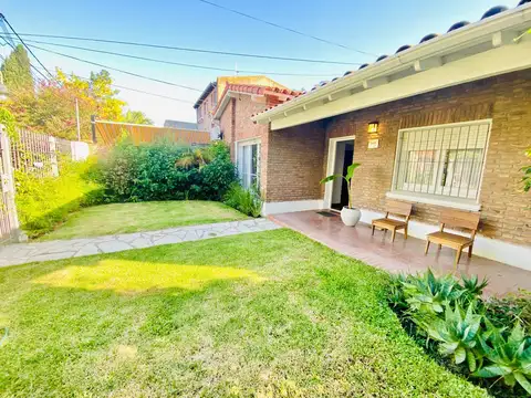 Depto Tipo Casa en Alquiler de 5 ambientes