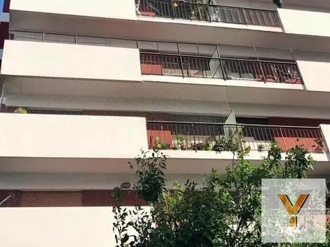 Teniente General Eustaquio Frías e/ Vera y Luis Maria Drago