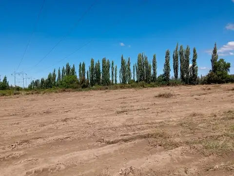 Terreno en Venta en Cuadro Benegas, USD 85.000