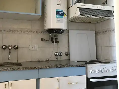 Monoambiente con balcón