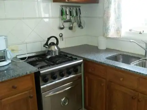 Casa en Alquiler Temporal en Carilo, USD 2.800