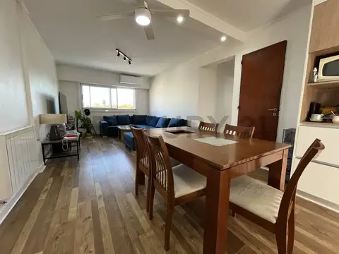 12 entre 42 y 43 500, Piso 5