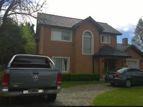 Casa en venta 6 ambientes Cardales