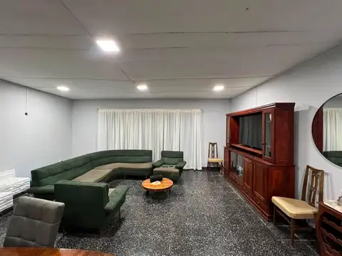 Casa en Alquiler de 3 dormitorios
