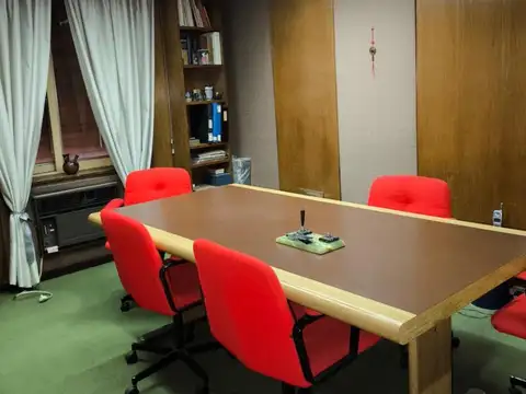 Oficina en Venta 55 años