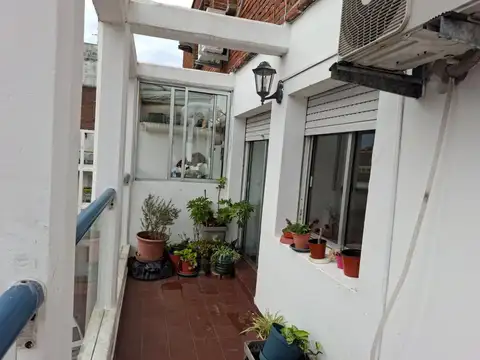 Depto Tipo Casa en Alquiler de 2 dormitorios