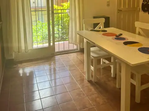 Andrés del Pino 330