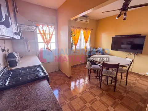 Depto Tipo Casa en Venta en Flores, USD 160.000
