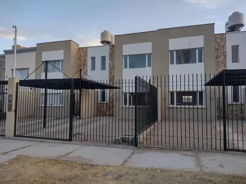 VENDO DÚPLEX A ESTRENAR SAN RAFAEL