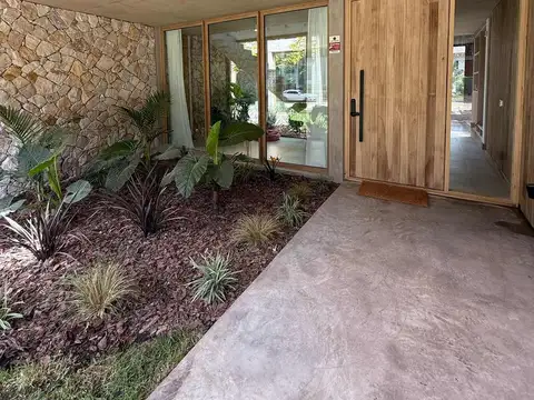 Casa en Venta en Barrio Cerrado Costa Esmeralda, USD 685.000