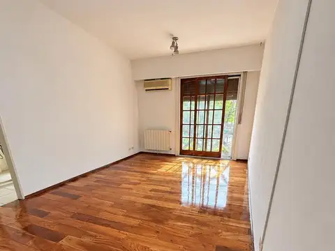 Semipiso en Alquiler 3 Ambientes Cochera Doble Olivos