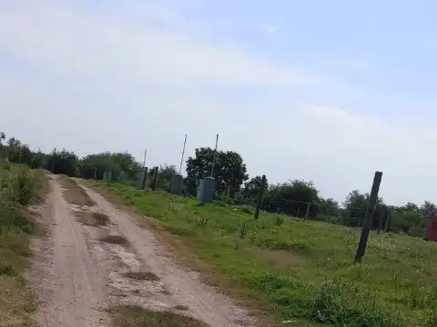 vendo terreno en G. Catan de 10 x 30