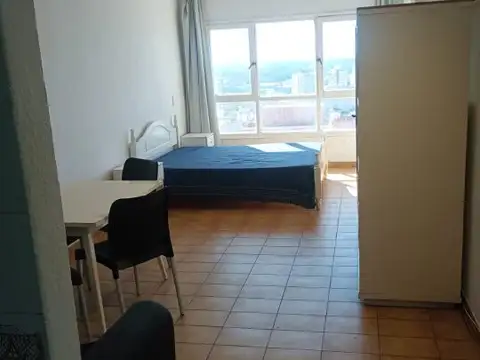 calle 23 685 , Piso 18