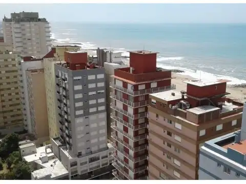 calle 23 685 , Piso 18