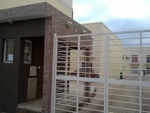 ALQUILER - DEPARTAMENTO DOS AMBIENTES - SAN MIGUEL.