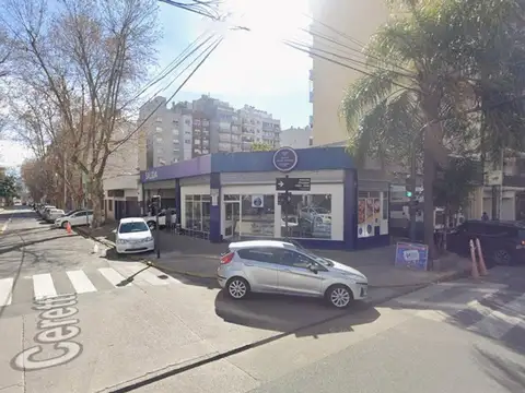 Local en esquina I Villa Urquiza I Alquiler