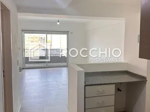 Departamento en Alquiler en Villa Ballester, $ 480.000