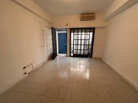 Depto Tipo Casa en Venta al Este