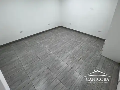 Depto Tipo Casa 2 ambientes con 1 baño