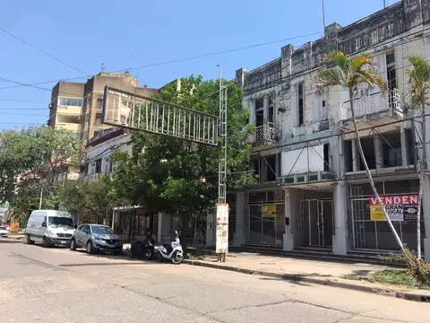 Local en Venta 70 años