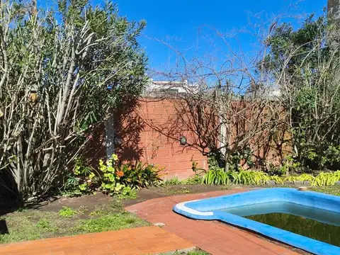 Casa en Venta en La Plata [Cod: 996]