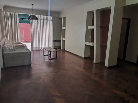 Departamento en Venta en Barrio Norte, USD 155.000