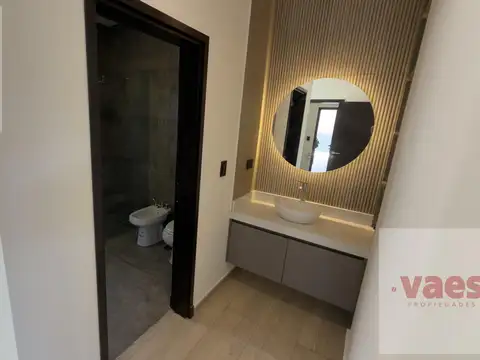 Casa en Venta al Oeste