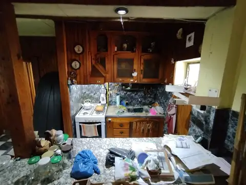 Casa 4 ambientes con 1 baño