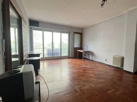 Departamento 4 ambientes con 2 baños