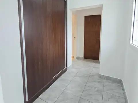 Departamento 3 amb. balcón y esp. para auto - La Pampa y Ayacucho