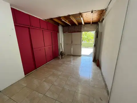 Local alquiler con entrepiso - ALQUILER