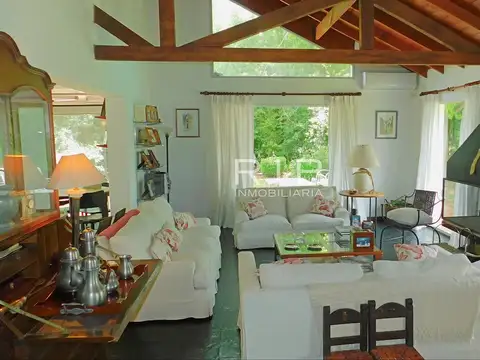 Linda Propiedad sobre 2020 m2