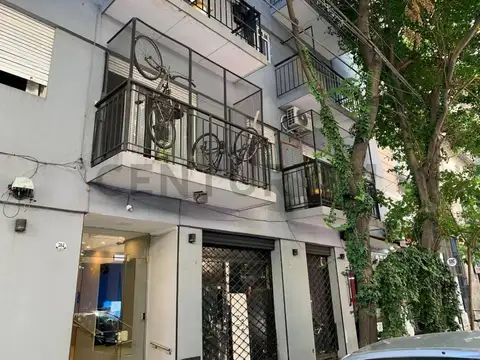 Mario Bravo 300, Piso 0